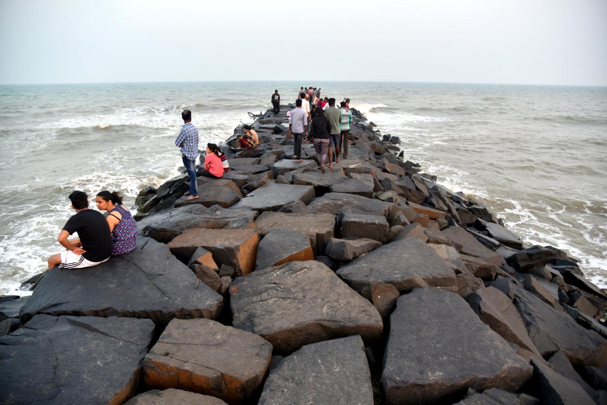 Serenity Sands Beach Resort Pondicherry Exteriör bild